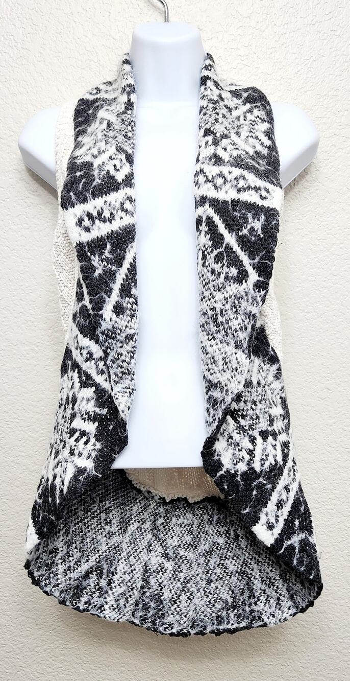 Max Studio Black White Cream Sleeveless Cardigan Sweater M 10 12 Girls Soft